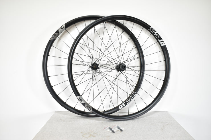 Dt swiss 29 carbon wheelset sale