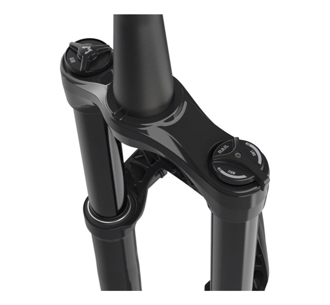 Van Dessel Cycles | Closeouts | Marzocchi Bomber Z2 29